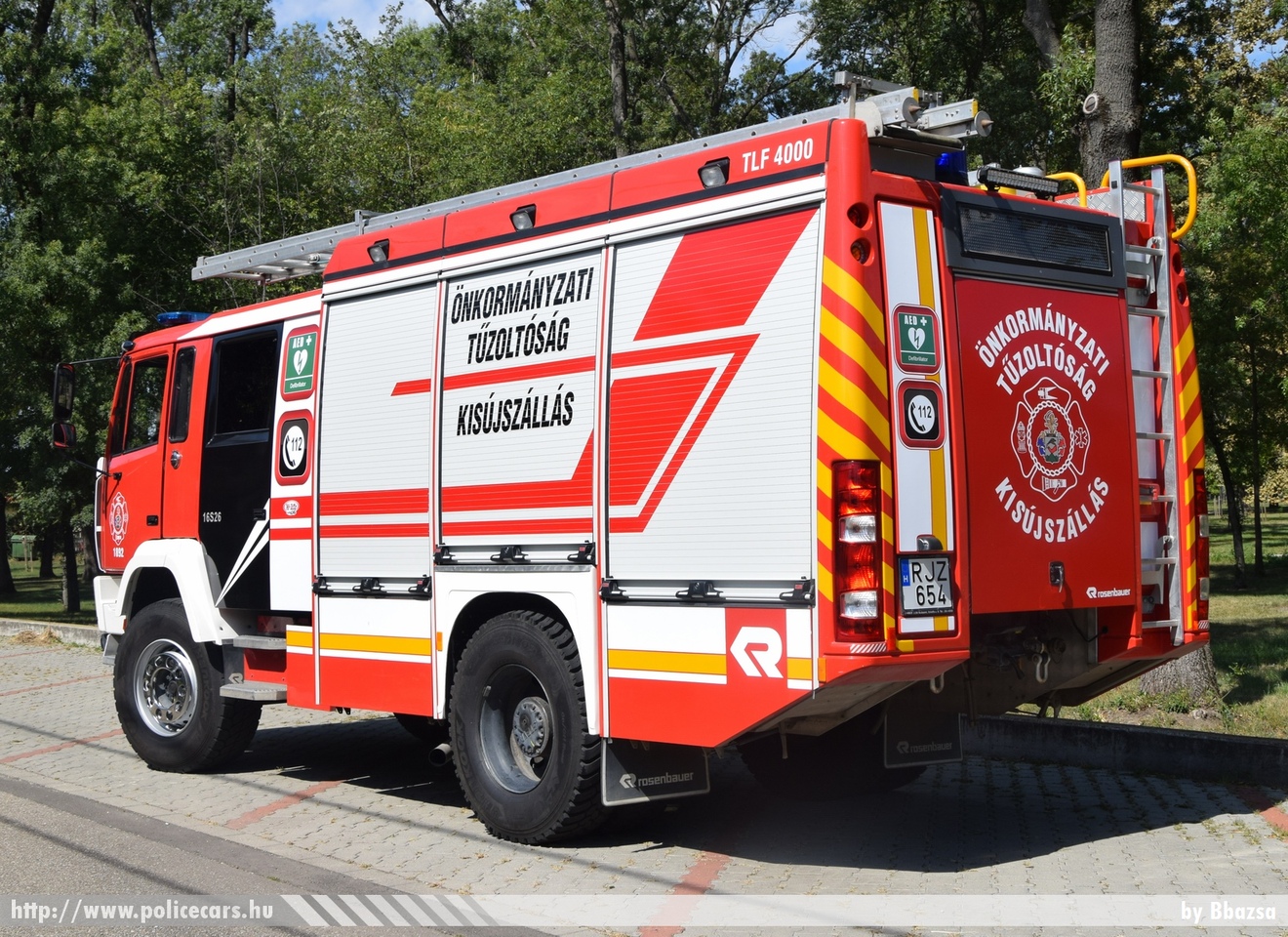 Steyr 16S26 Rosenbauer, Kisújszállási Önkormányzati Tûzoltóparancsnokság, fotó: Bbazsa
Keywords: tûzoltóautó tûzoltó ÖTP tûzoltóság magyar Magyarország fire firetruck Hungary hungarian RJZ-654