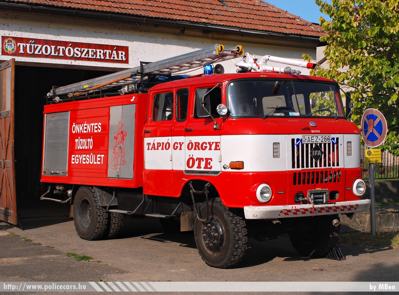 IFA W50LA, Tápiógyörgyei Önkéntes Tûzoltók Egyesülete, fotó: MBen
Keywords: tûzoltó tûzoltóautó tûzoltóság magyar Magyarország ÖTE hungarian Hungary fire firetruck AEZ-268