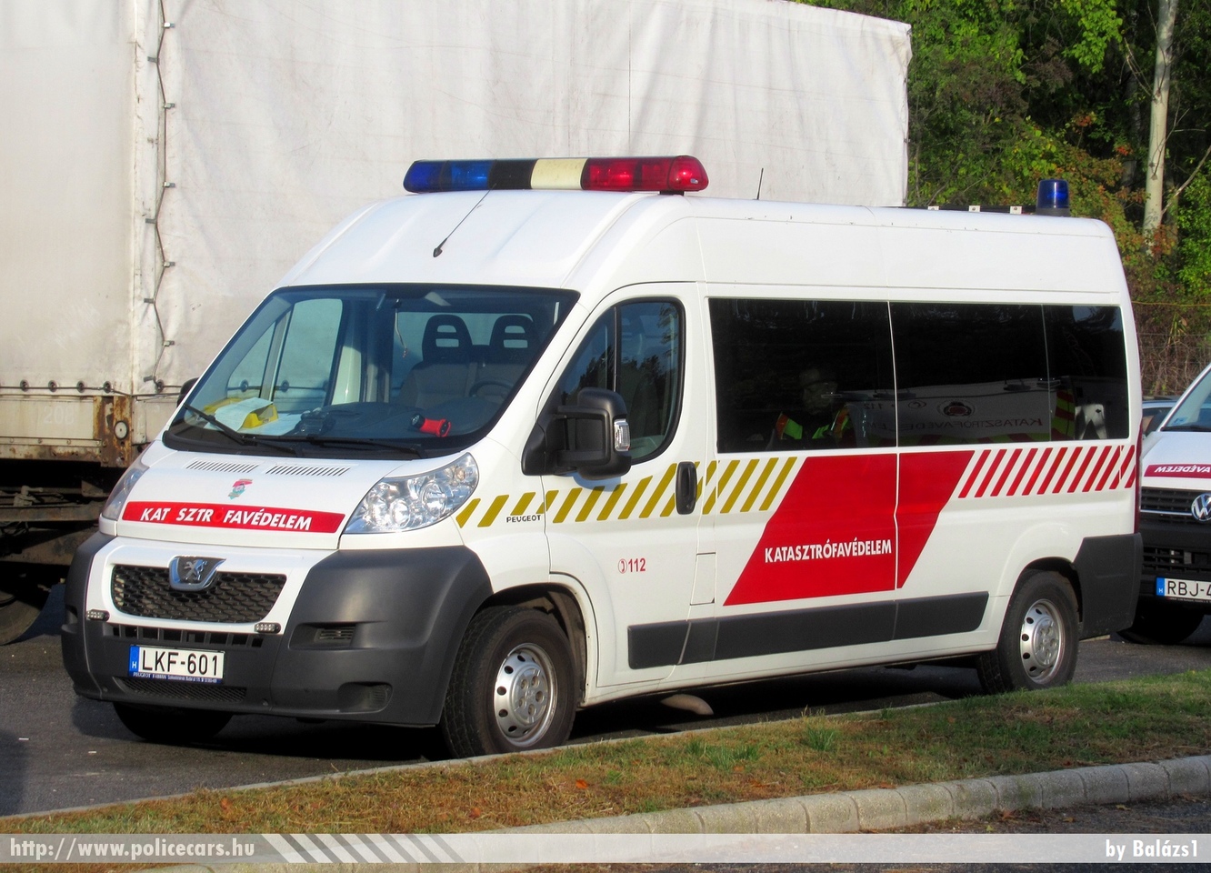 Peugeot Boxer, fotó: Balázs1
Keywords: tûzoltó tûzoltóautó fire firetruck hungarian Hungary magyar Magyarország LKF-601