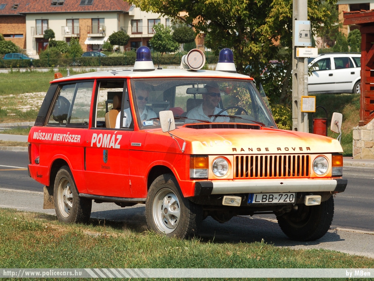 Range Rover, Pomázi Önkormányzati Tûzoltóparancsnokság, fotó: MBen
Keywords: tûzoltóautó tûzoltó ÖTP tûzoltóság magyar Magyarország fire firetruck Hungary hungarian LBB-720
