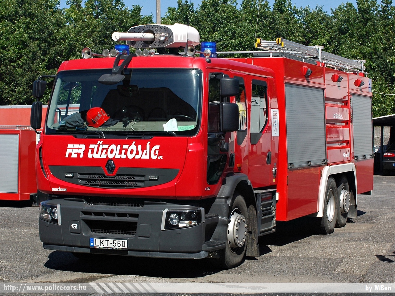 Renault Rosenbauer, FER Tûzoltóság KFT, Tiszaújváros, fotó: MBen
Keywords: létesítményi tûzoltó tûzoltóautó tûzoltóság magyar Magyarország fire firetruck Hungary hungarian LKT-560