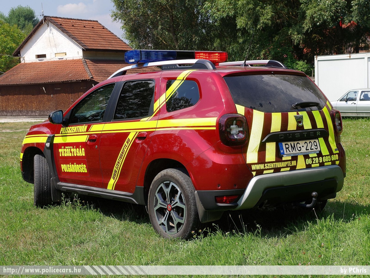 Dacia Duster, Pilisszentiváni Önkéntes Tûzoltó Egyesület, fotó: PChris
Keywords: tûzoltó tûzoltóautó tûzoltóság magyar Magyarország ÖTE hungarian Hungary fire firetruck RMG-229