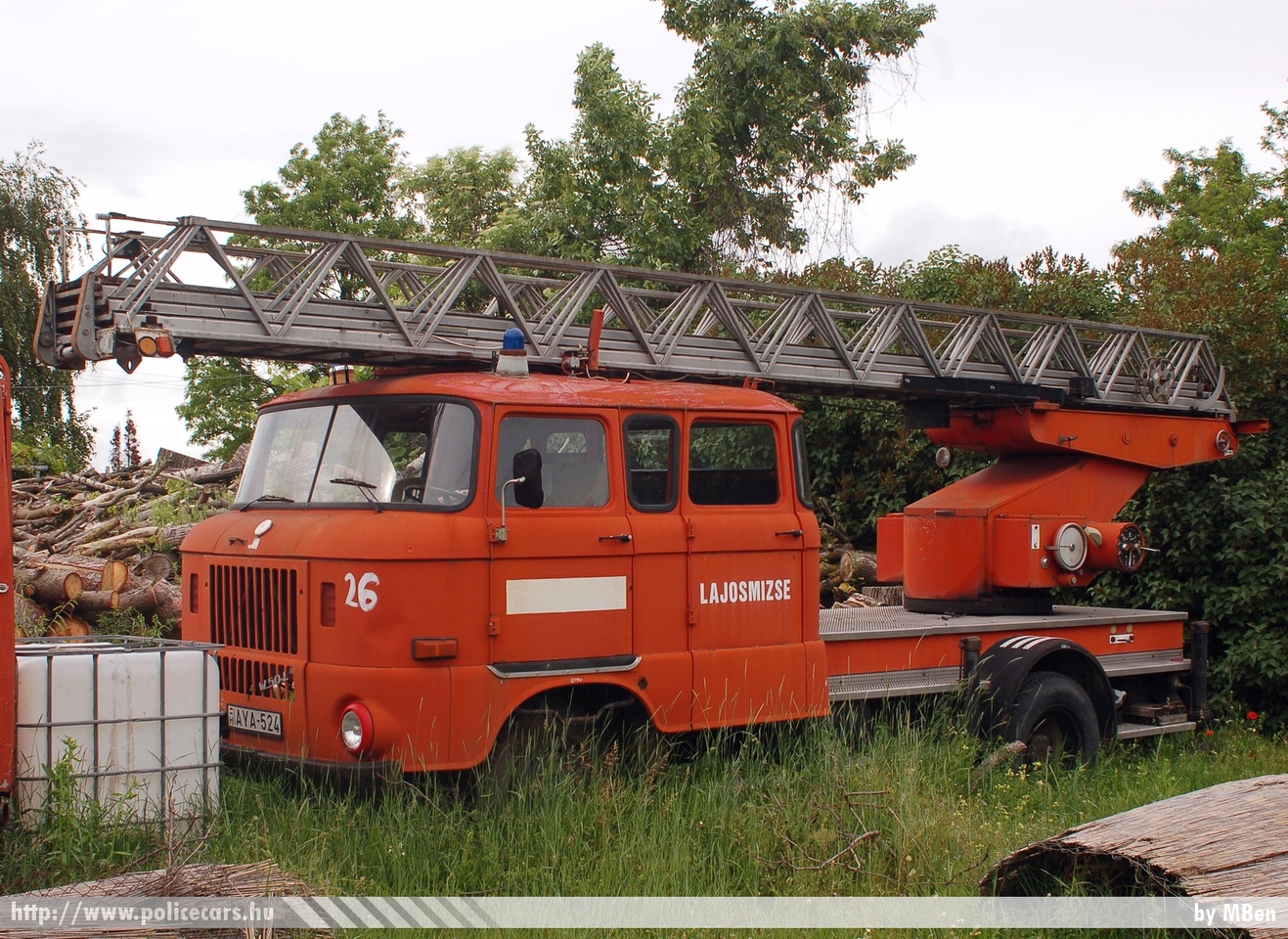 IFA W50L, Lajosmizsei Önkormányzati Tûzoltóparancsnokság, fotó: MBen
Keywords: tûzoltóautó tûzoltó ÖTP tûzoltóság magyar Magyarország fire firetruck Hungary hungarian AYA-524