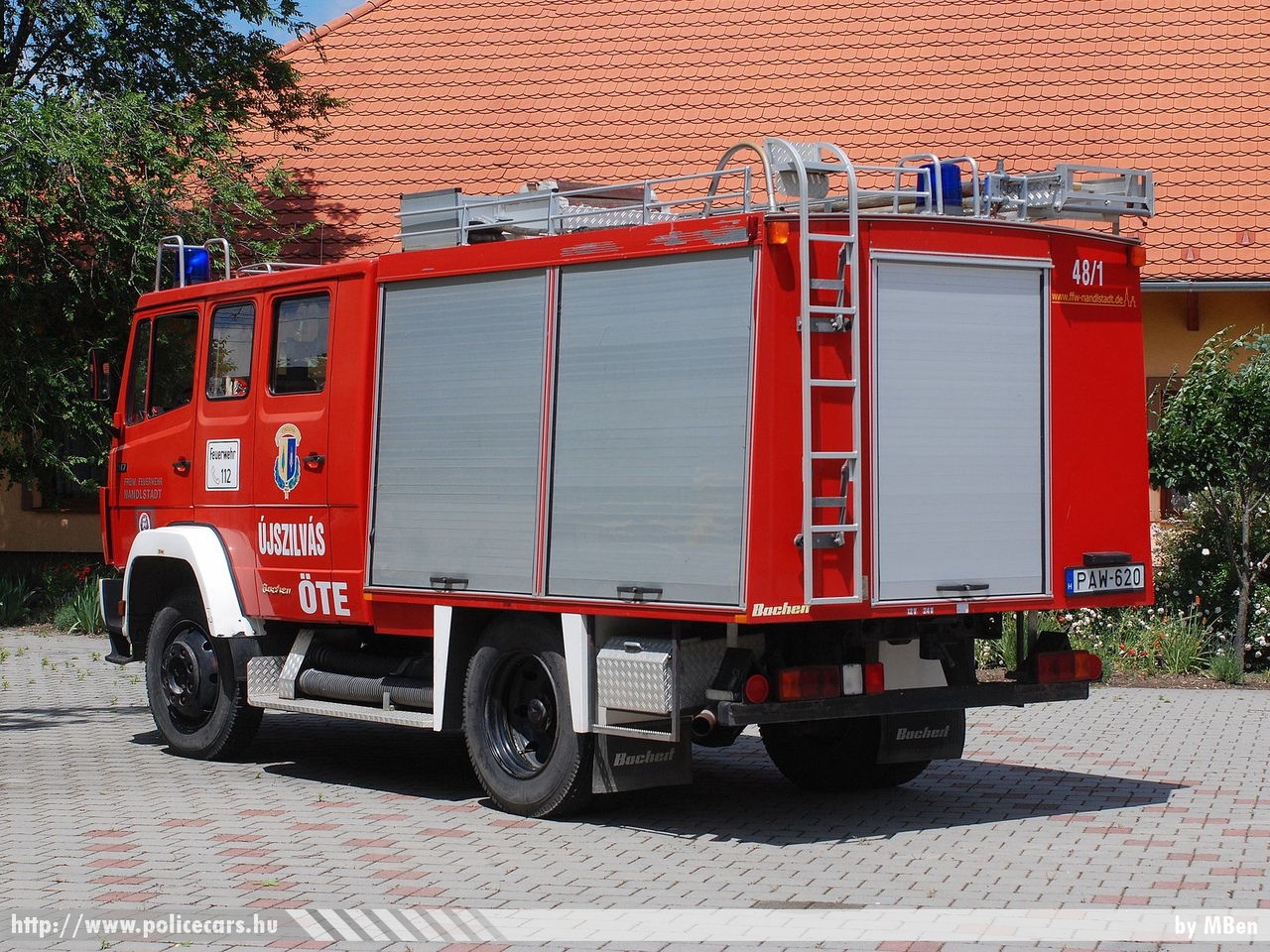 Mercedes 917, Újszilvási Önkéntes Tûzoltók Egyesülete, fotó: MBen
Keywords: tûzoltó tûzoltóautó tûzoltóság magyar Magyarország ÖTE hungarian Hungary fire firetruck PAW-620