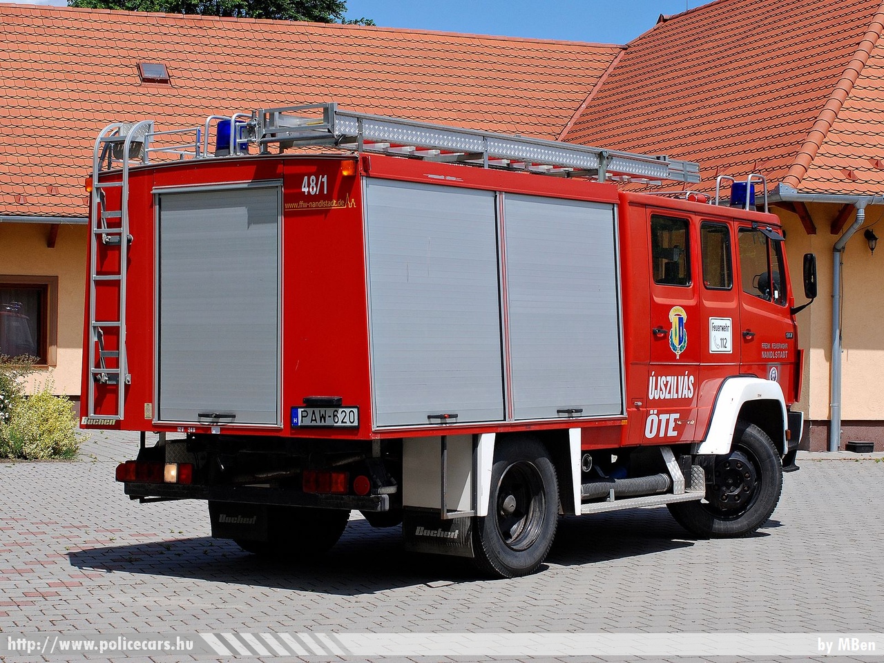 Mercedes 917, Újszilvási Önkéntes Tûzoltók Egyesülete, fotó: MBen
Keywords: tûzoltó tûzoltóautó tûzoltóság magyar Magyarország ÖTE hungarian Hungary fire firetruck PAW-620