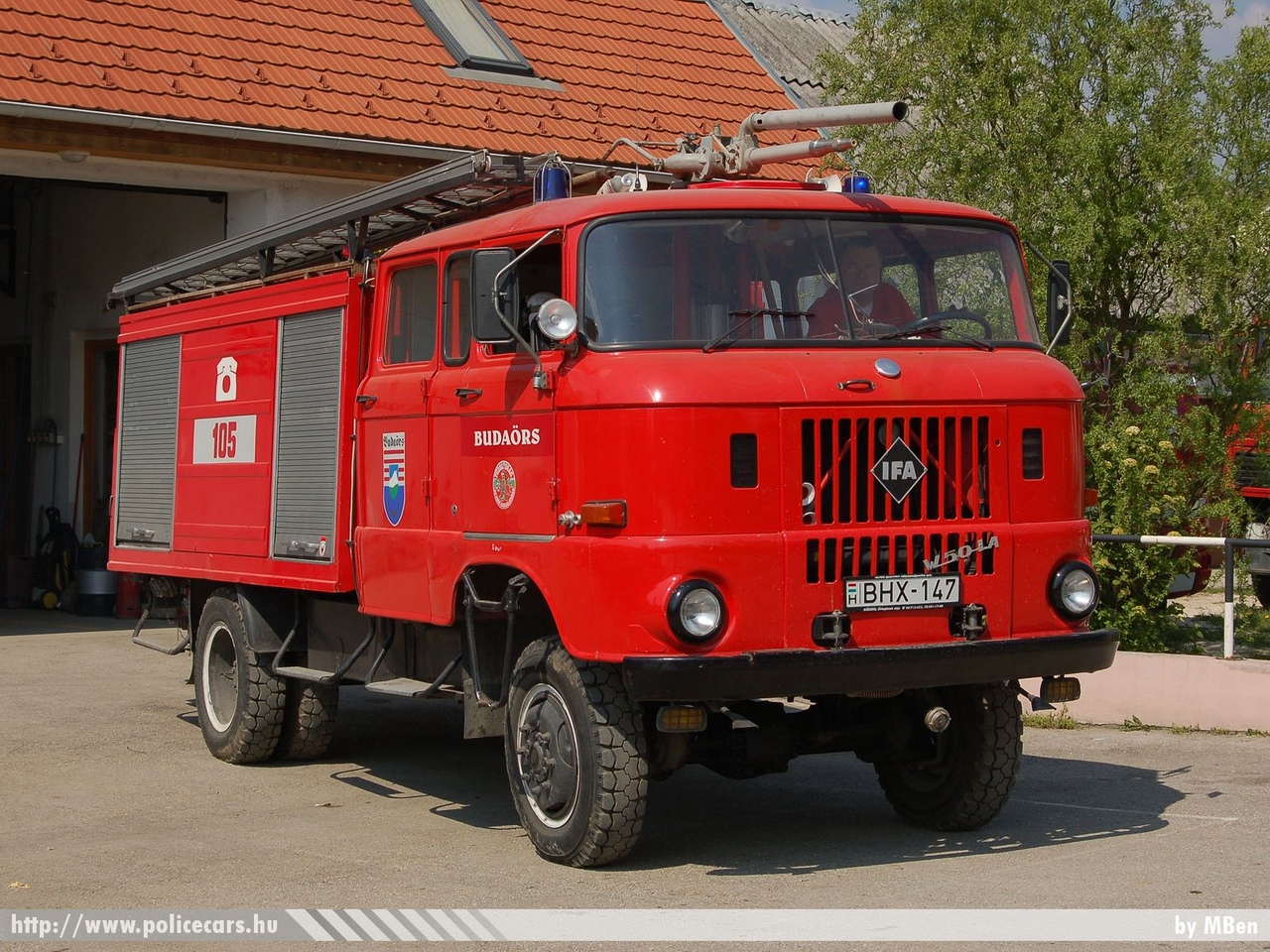 IFA W50LA, Budaörsi Önkéntes Tûzoltó Egyesület, fotó: MBen
Keywords: tûzoltó tûzoltóautó tûzoltóság magyar Magyarország ÖTE hungarian Hungary fire firetruck BHX-147