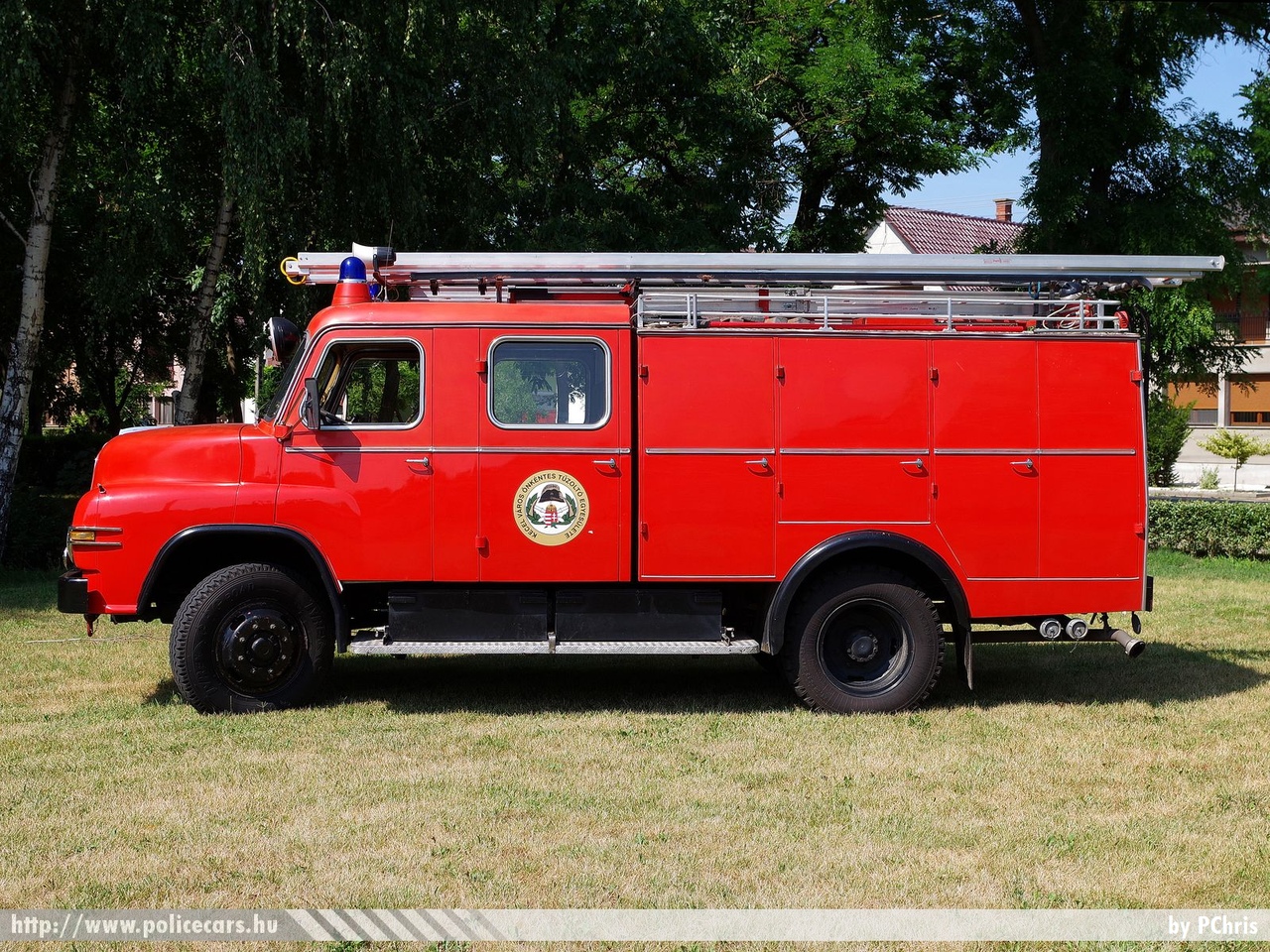 MAN 450, Kecel Város Önkéntes Tûzoltó Egyesülete, fotó: PChris
Keywords: tûzoltó tûzoltóautó tûzoltóság magyar Magyarország ÖTE hungarian Hungary fire firetruck EWR-432