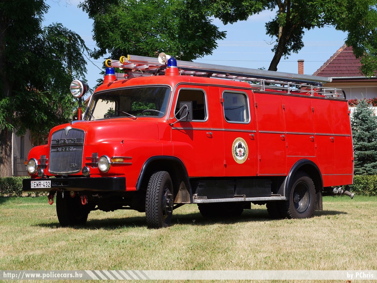 MAN 450, Kecel Város Önkéntes Tûzoltó Egyesülete, fotó: PChris
Keywords: tûzoltó tûzoltóautó tûzoltóság magyar Magyarország ÖTE hungarian Hungary fire firetruck EWR-432