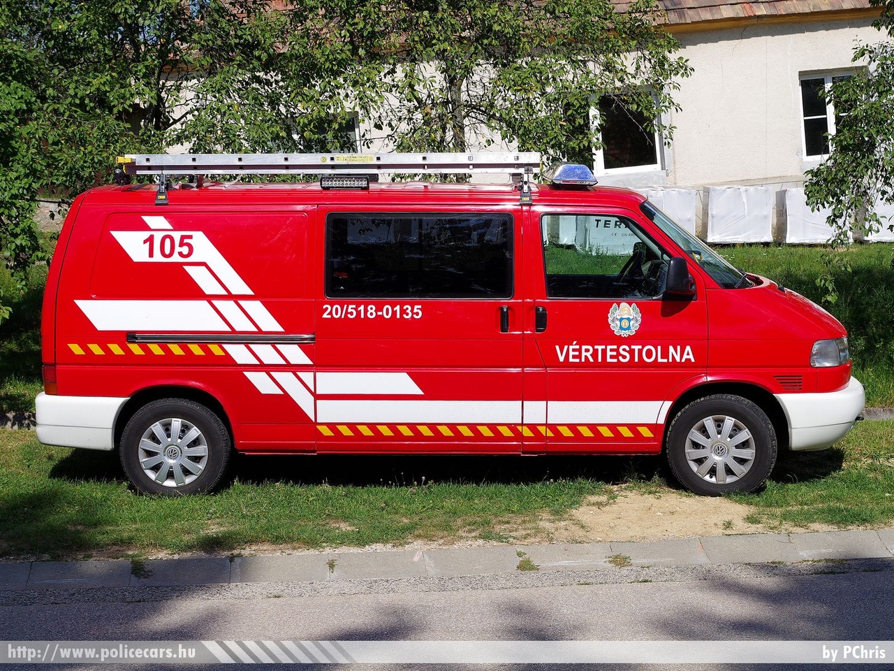 Volkswagen Transporter T4, Vértestolnai Önkéntes Tûzoltó Egyesület, fotó: PChris
Keywords: tûzoltó tûzoltóautó tûzoltóság magyar Magyarország ÖTE hungarian Hungary fire firetruck IIW-192