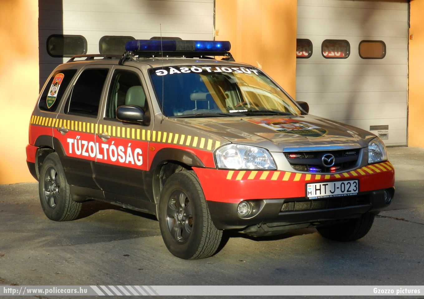 Mazda Tribute 3.0 V6, Látrányi Életmentõ és Önkéntes Tûzoltó Egyesület, fotó: Gzozzo pictures
Keywords: tûzoltó tûzoltóautó tûzoltóság magyar Magyarország ÖTE hungarian Hungary fire firetruck HTJ-023
