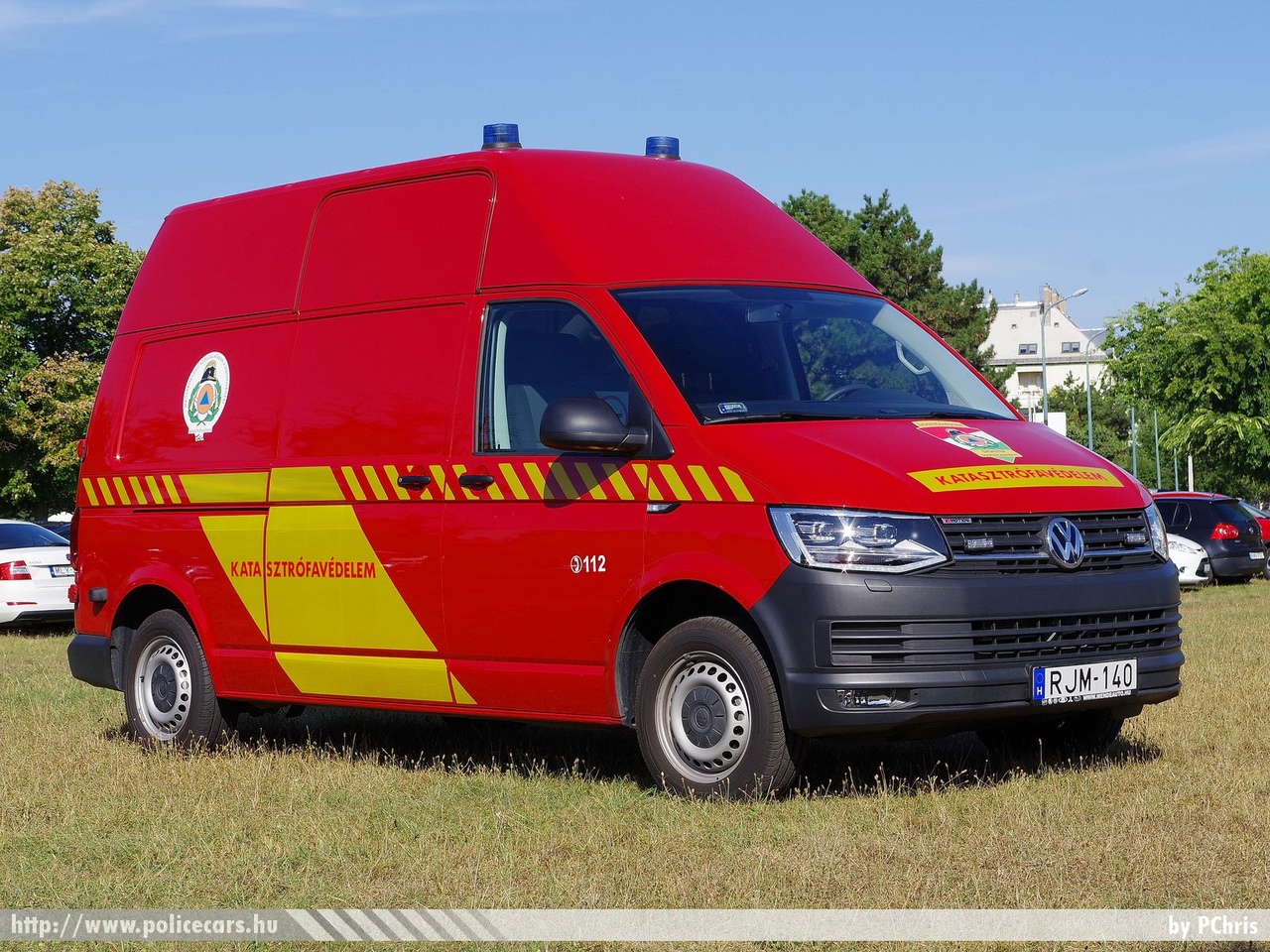 Volkswagen Transporter T6, fotó: PChris
Keywords: tûzoltóautó tûzoltó tûzoltóság magyar Magyarország katasztrófavédelem fire firetruck Hungary hungarian RJM-140