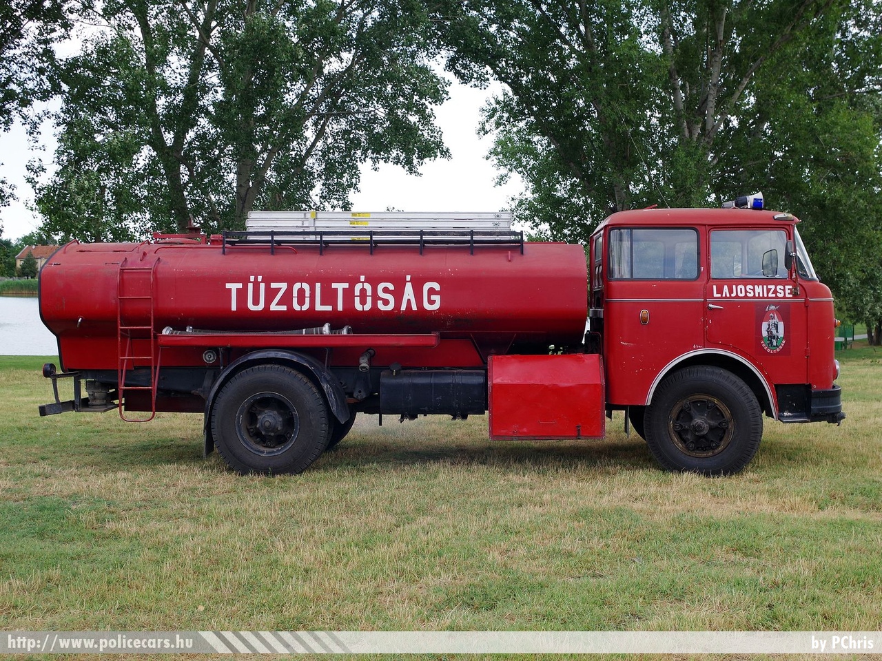 Skoda Liaz 706 MT, Városi Tûzoltó Egyesület Lajosmizse, fotó: PChris
Keywords: tûzoltó tûzoltóautó tûzoltóság magyar Magyarország ÖTE hungarian Hungary fire firetruck BST-554