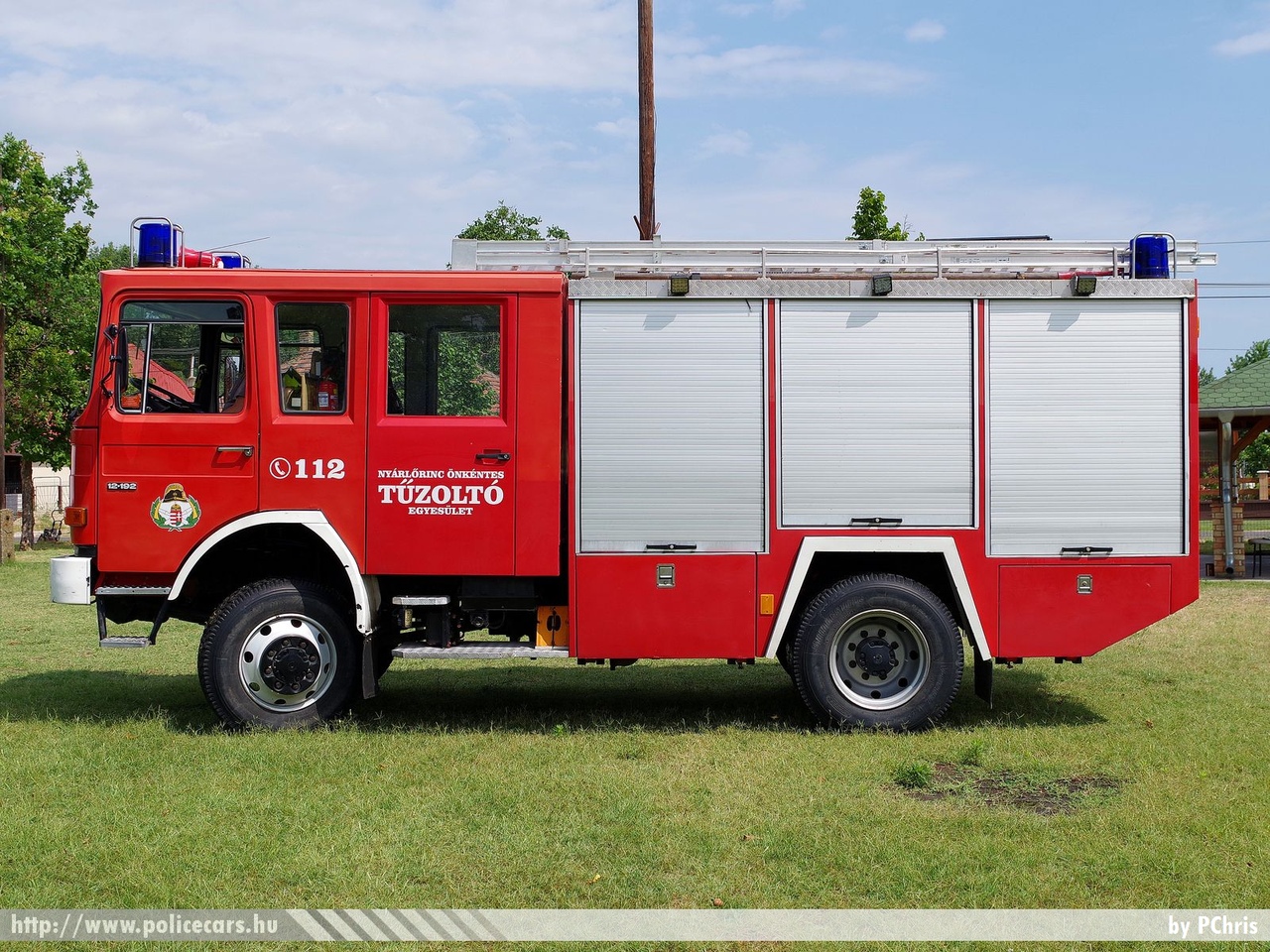 ÖAF 12.192, Nyárlõrinc Önkéntes Tûzoltó Egyesület, fotó: PChris
Keywords: tûzoltó tûzoltóautó tûzoltóság magyar Magyarország ÖTE hungarian Hungary fire firetruck PBZ-186