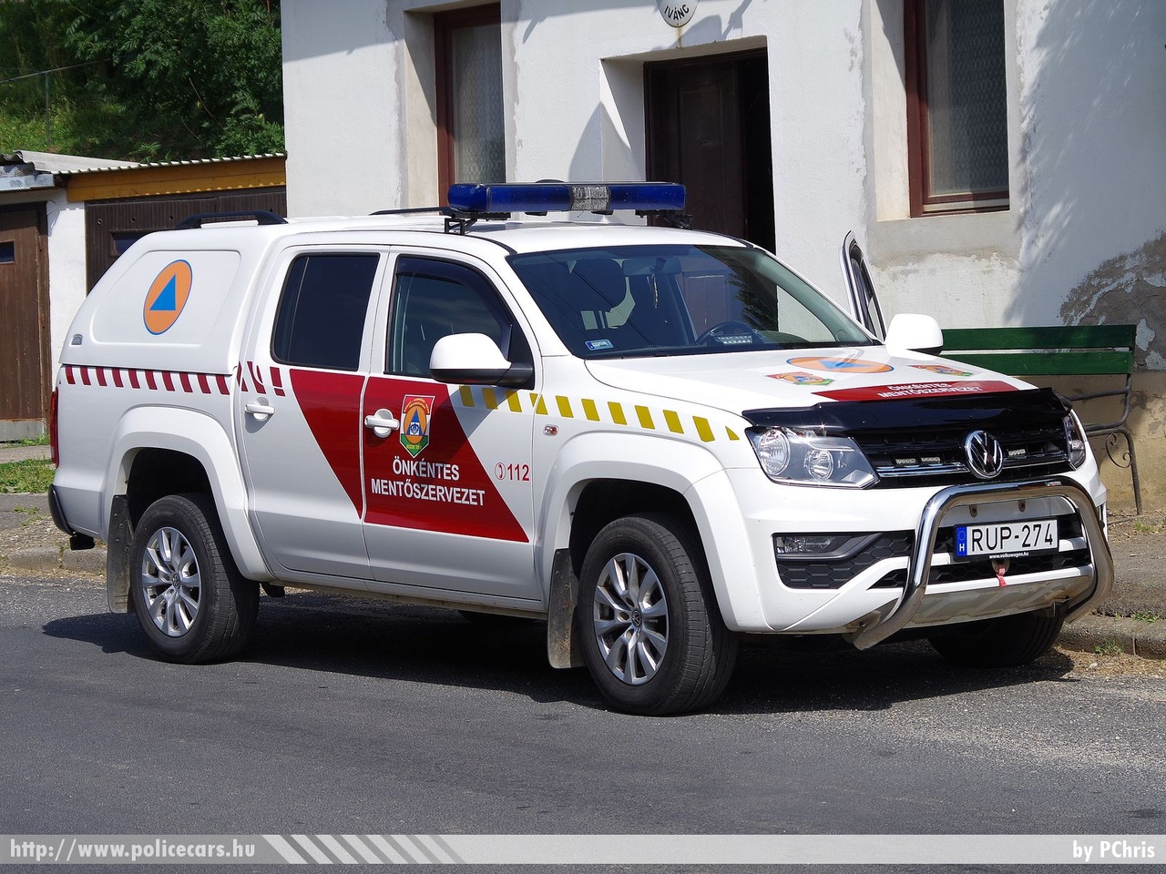 Volkswagen Amarok, Õrség-Gorièko-Raab Mentõcsoport, fotó: PChris
Keywords: tûzoltó tûzoltóautó tûzoltóság magyar Magyarország ÖTE hungarian Hungary fire firetruck RUP-274