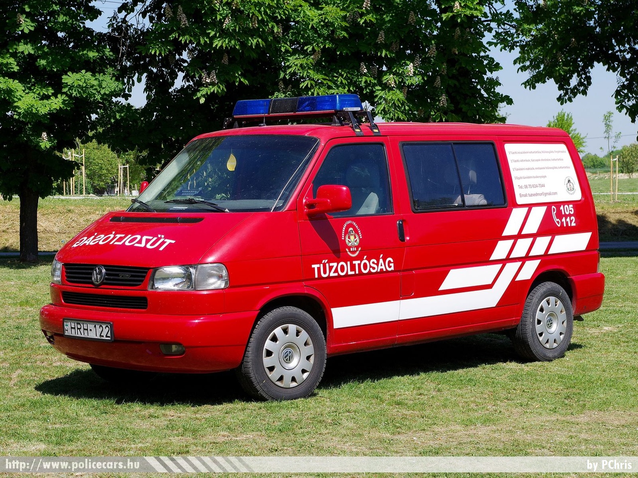 Volkswagen Transporter T4, Móri Önkormányzati Tûzoltóparancsnokság, fotó: PChris
Keywords: tûzoltóautó tûzoltó ÖTP tûzoltóság magyar Magyarország fire firetruck Hungary hungarian HRH-122