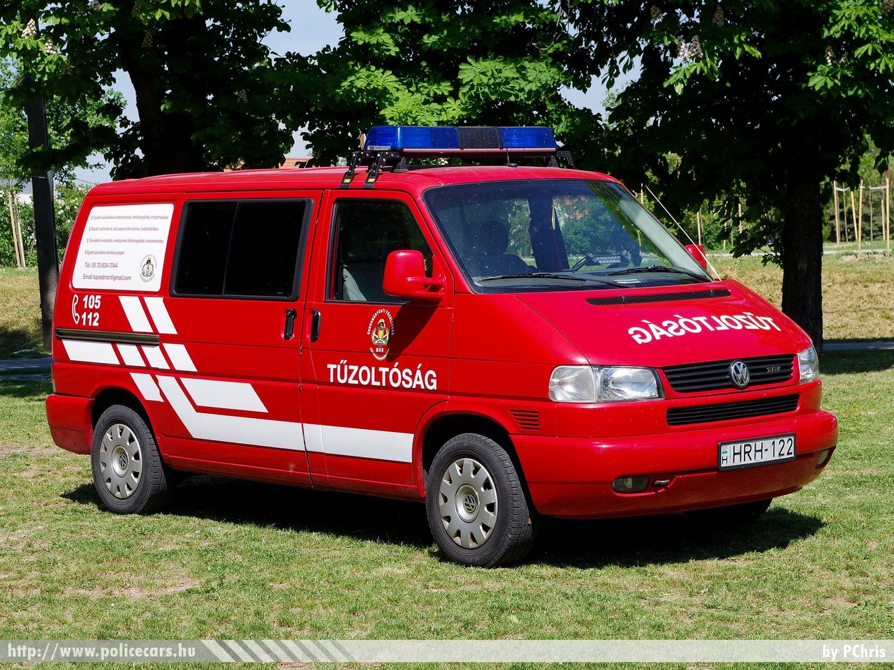Volkswagen Transporter T4, Móri Önkormányzati Tûzoltóparancsnokság, fotó: PChris
Keywords: tûzoltóautó tûzoltó ÖTP tûzoltóság magyar Magyarország fire firetruck Hungary hungarian HRH-122