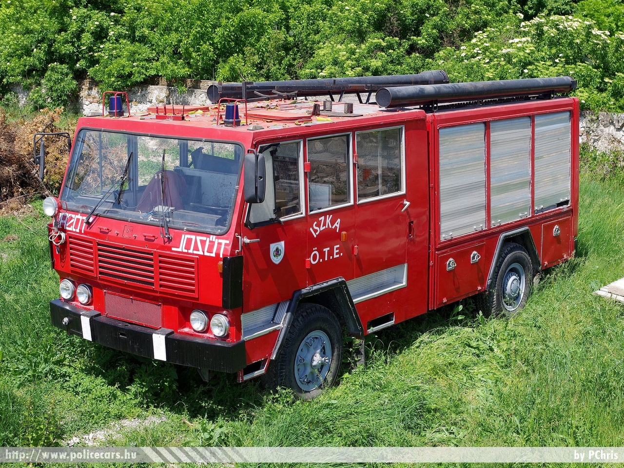 Csepel D707.30 MIM Tü-1, Iszkaszentgyörgyi Önkéntes Tûzoltó Egyesület, fotó: PChris
Keywords: tûzoltó tûzoltóautó tûzoltóság magyar Magyarország ÖTE hungarian Hungary fire firetruck AYA-580