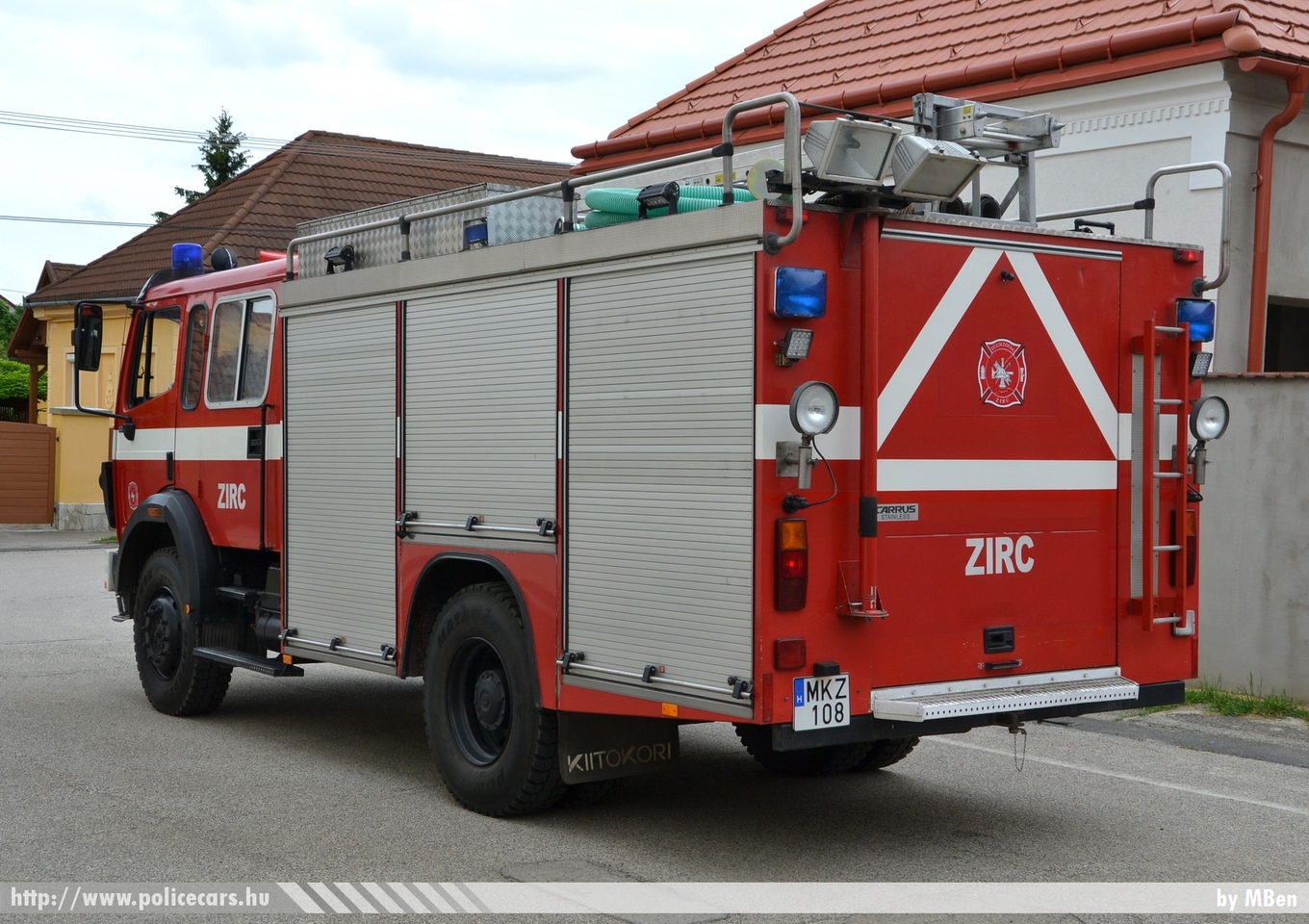 Mercedes-Benz 1726, Zirci Önkormányzati Tûzoltóparancsnokság, fotó: MBen
Keywords: tûzoltóautó tûzoltó ÖTP tûzoltóság magyar Magyarország fire firetruck Hungary hungarian MKZ-108