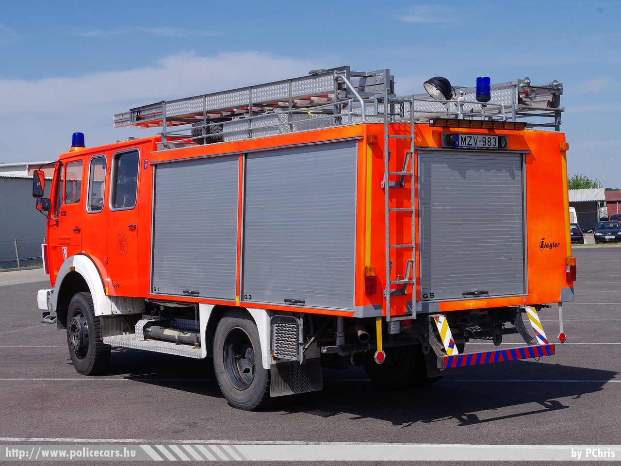 Mercedes 1019, Sárvíz Tûzoltó Egyesület, fotó: PChris
Keywords: tûzoltó tûzoltóautó tûzoltóság magyar Magyarország ÖTE hungarian Hungary fire firetruck MZV-983