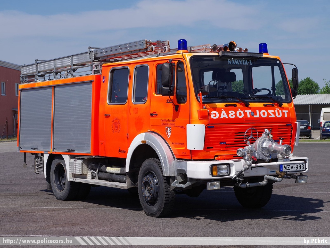 Mercedes 1019, Sárvíz Tûzoltó Egyesület, fotó: PChris
Keywords: tûzoltó tûzoltóautó tûzoltóság magyar Magyarország ÖTE hungarian Hungary fire firetruck MZV-983