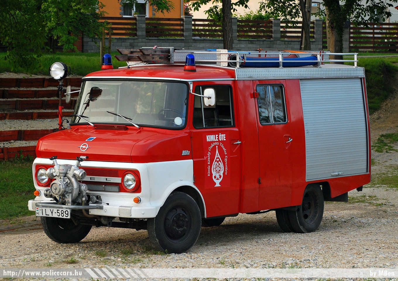 Opel Blitz, Kimle Község Önkéntes Tûzoltó Egyesülete, fotó: MBen
Keywords: tûzoltó tûzoltóautó tûzoltóság magyar Magyarország ÖTE hungarian Hungary fire firetruck ILY-859