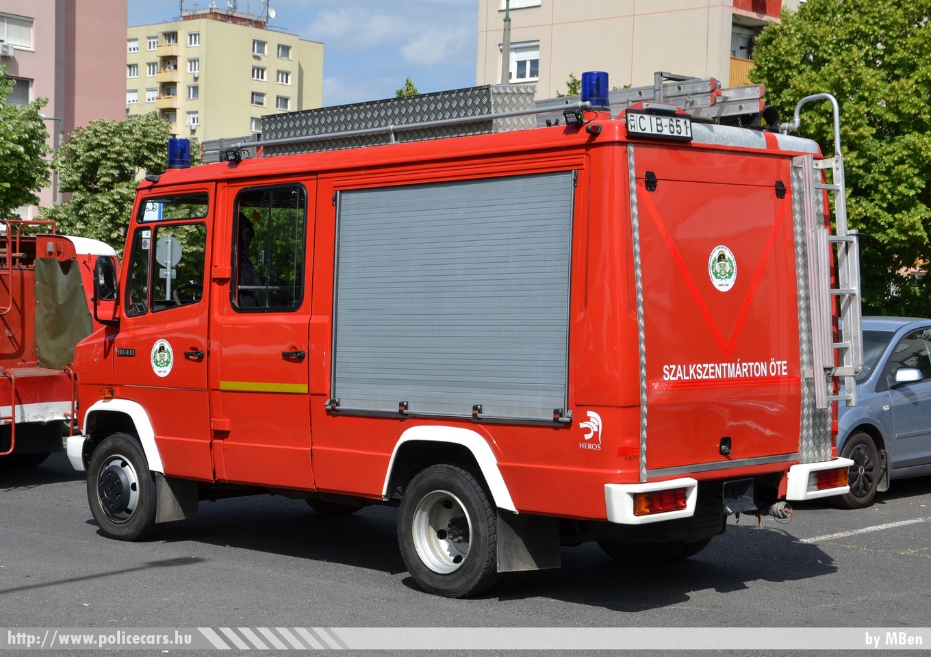 Mercedes-Benz Vario 814D, Szalkszentmártoni Önkéntes Tûzoltó Egyesület, fotó: MBen
Keywords: tûzoltó tûzoltóautó tûzoltóság magyar Magyarország ÖTE hungarian Hungary fire firetruck CIB-651