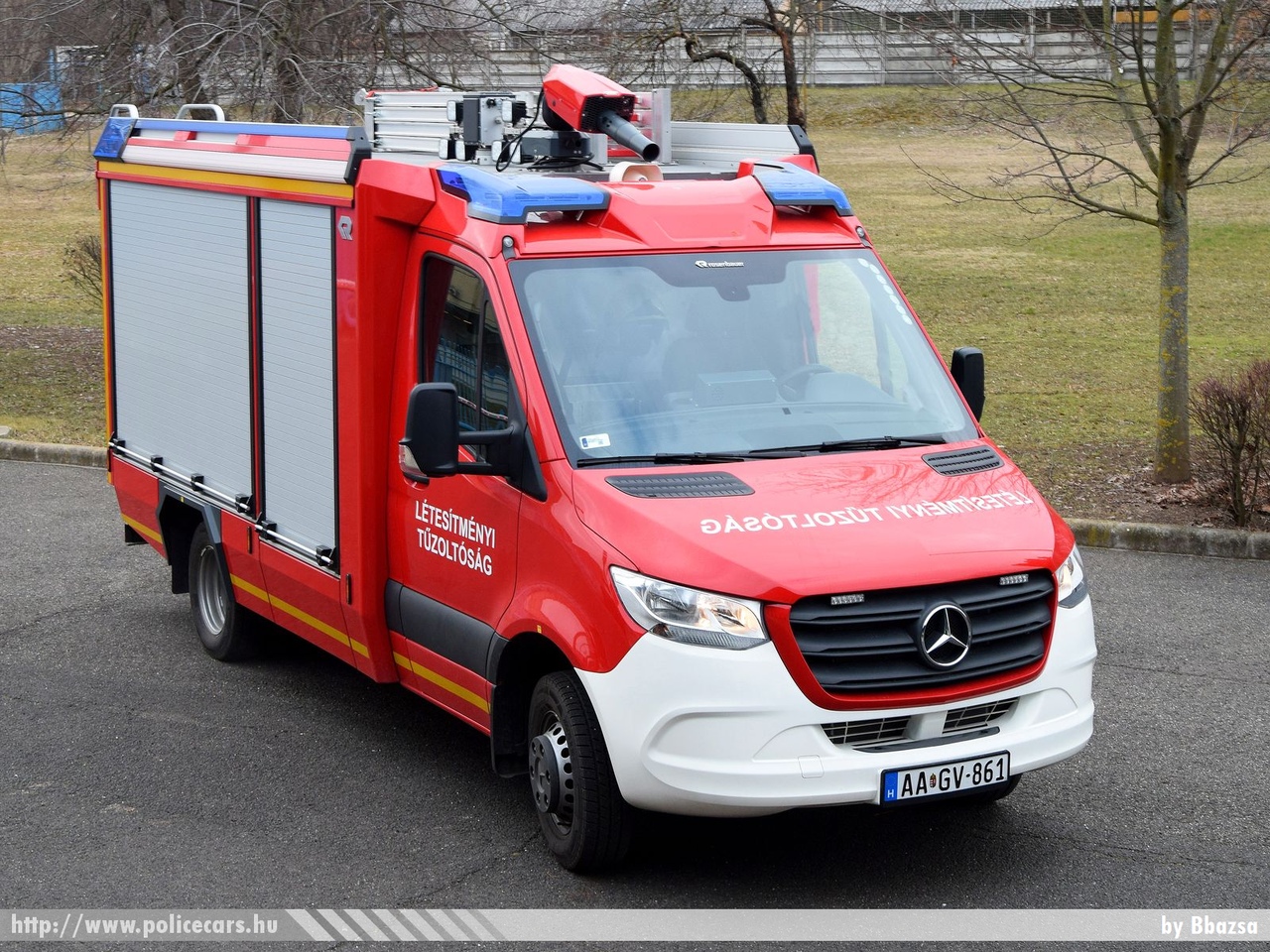 Mercedes Sprinter III 519 Rosenbauer, Egis Gyógyszergyár Zrt., fotó: Bbazsa
Keywords: létesítményi tûzoltó tûzoltóautó tûzoltóság magyar Magyarország fire firetruck Hungary hungarian AAGW-861