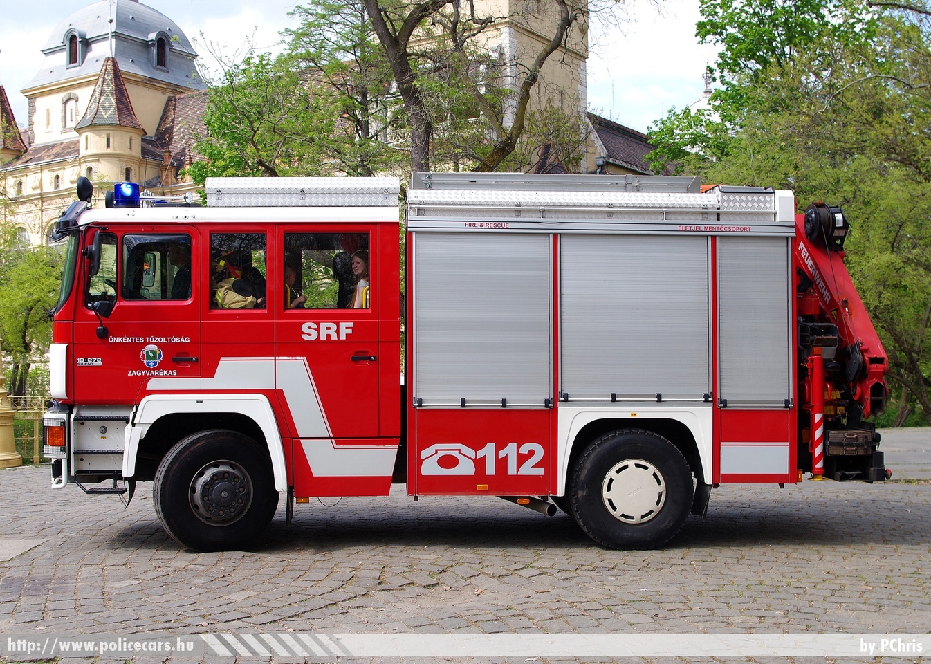 ÖAF 19.272 FA / Lohr, Zagyvarékasi Önkéntes Tûzoltó Egyesület (Életjel Mentõcsoport), fotó: PChris
Keywords: tûzoltó tûzoltóautó tûzoltóság magyar Magyarország ÖTE hungarian Hungary fire firetruck AACU-431