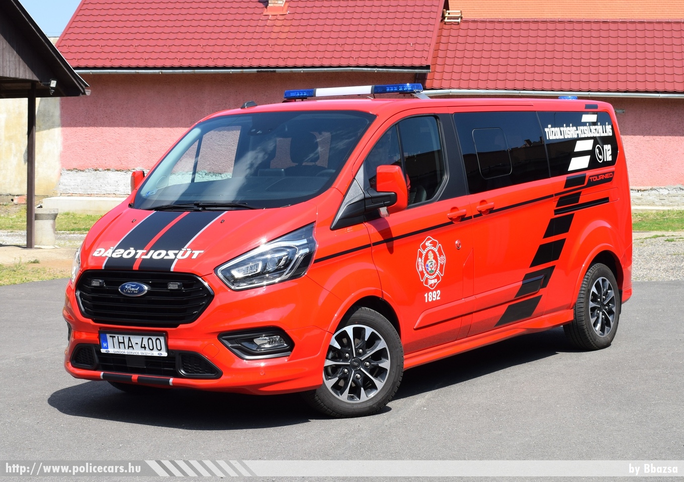 Ford Tourneo Custom, Kisújszállási Önkormányzati Tûzoltóparancsnokság, fotó: Bbazsa
Keywords: tûzoltóautó tûzoltó ÖTP tûzoltóság magyar Magyarország fire firetruck Hungary hungarian THA-400