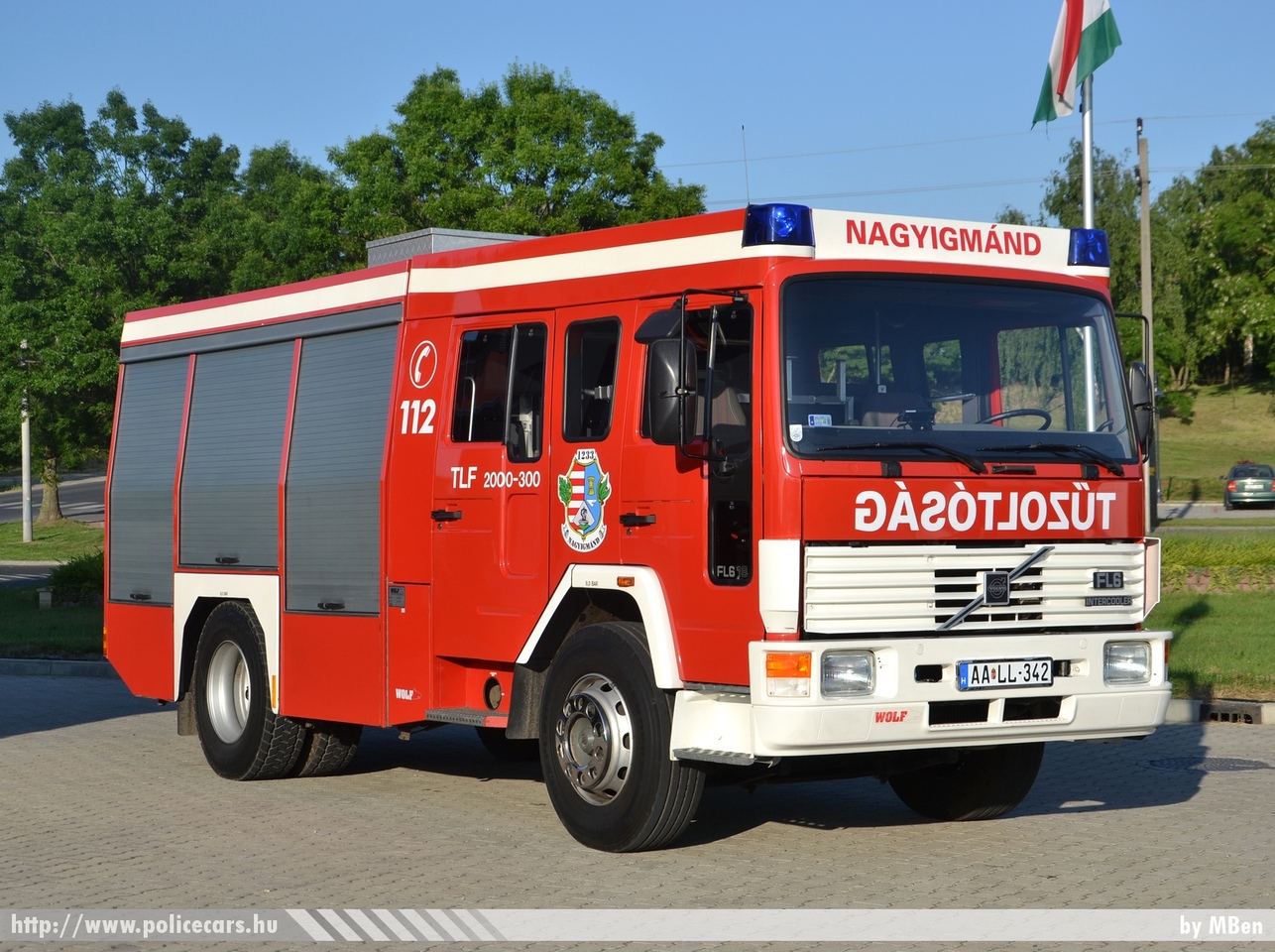 Volvo FL6 18 TD 63, Nagyigmándi Önkormányzati Tûzoltóparancsnokság, fotó: MBen
Keywords: tûzoltó tûzoltóautó tûzoltóság magyar Magyarország ÖTP hungarian Hungary fire firetruck AALL-342