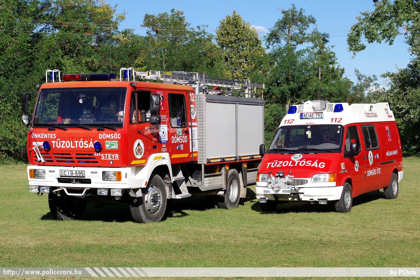 Ford Transit Rosenbauer, Steyr Bronto 13S23, Dömsödi Önkéntes Tűzoltó Egyesület, fotó: PChris
Keywords: tűzoltó tűzoltóautó tűzoltóság magyar Magyarország ÖTE hungarian Hungary fire firetruck AEAE-791 CIB-695