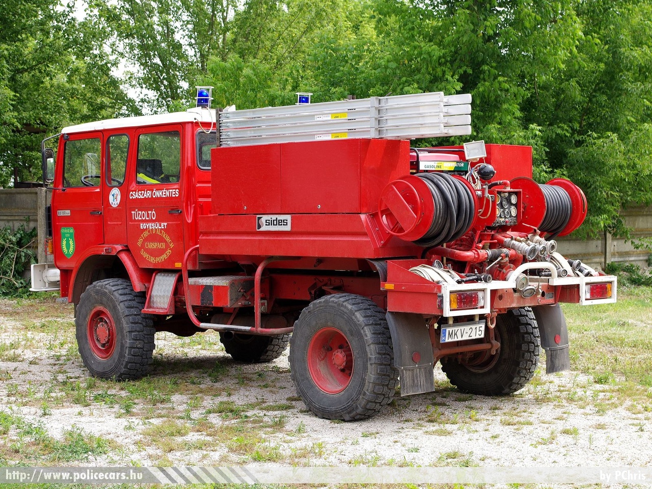 Renault 85-150 4x4 Sides, Császári Önkéntes Tűzoltó Egyesület, fotó: PChris
Keywords: tűzoltó tűzoltóautó tűzoltóság magyar Magyarország ÖTE hungarian Hungary fire firetruck MKV-215