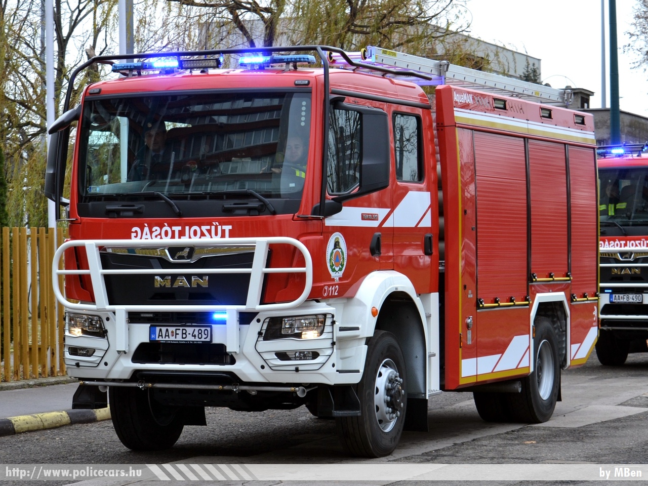 MAN TGM 18.320 Heros AquaMAN 4000, fotó: MBen
Keywords: tûzoltóautó tûzoltó tûzoltóság magyar Magyarország katasztrófavédelem fire firetruck Hungary hungarian AAFB-489