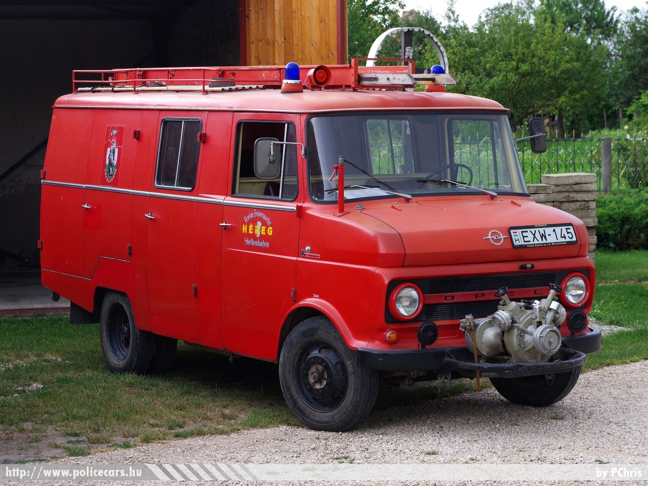 Opel Blitz Bachert, Héregi Önkéntes Tűzoltó Egyesület, fotó: PChris
Keywords: ÖTE magyar Magyarország tûzoltó tûzoltóautó tûzoltóság Hungary hungarian fire firetruck EXW-145