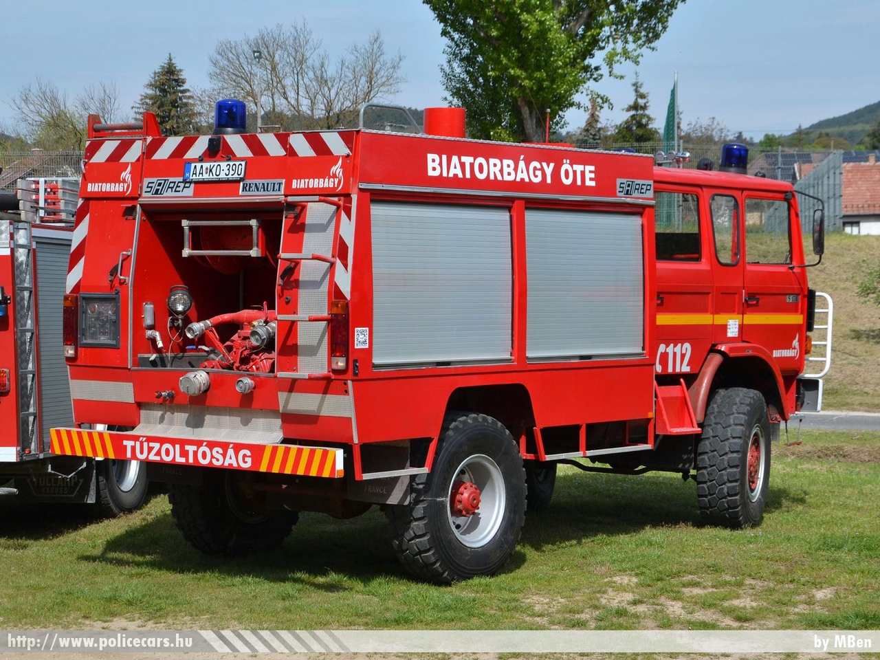 Renault Midliner S170.13 4X4 SAIREP, Biatorbágyi Önkéntes Tűzoltó Egyesület, fotó: MBen
Keywords: ÖTE magyar Magyarország tûzoltó tûzoltóautó tûzoltóság Hungary hungarian fire firetruck AAKO-390