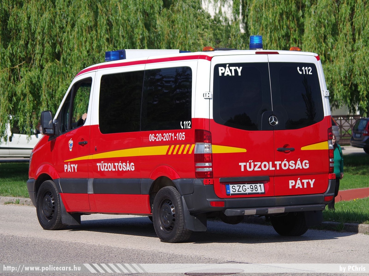 Mercedes-Benz Sprinter II, Páty Község Tűzoltó Egyesülete, fotó: PChris
Keywords: ÖTE magyar Magyarország tûzoltó tûzoltóautó tûzoltóság Hungary hungarian fire firetruck SZG-981