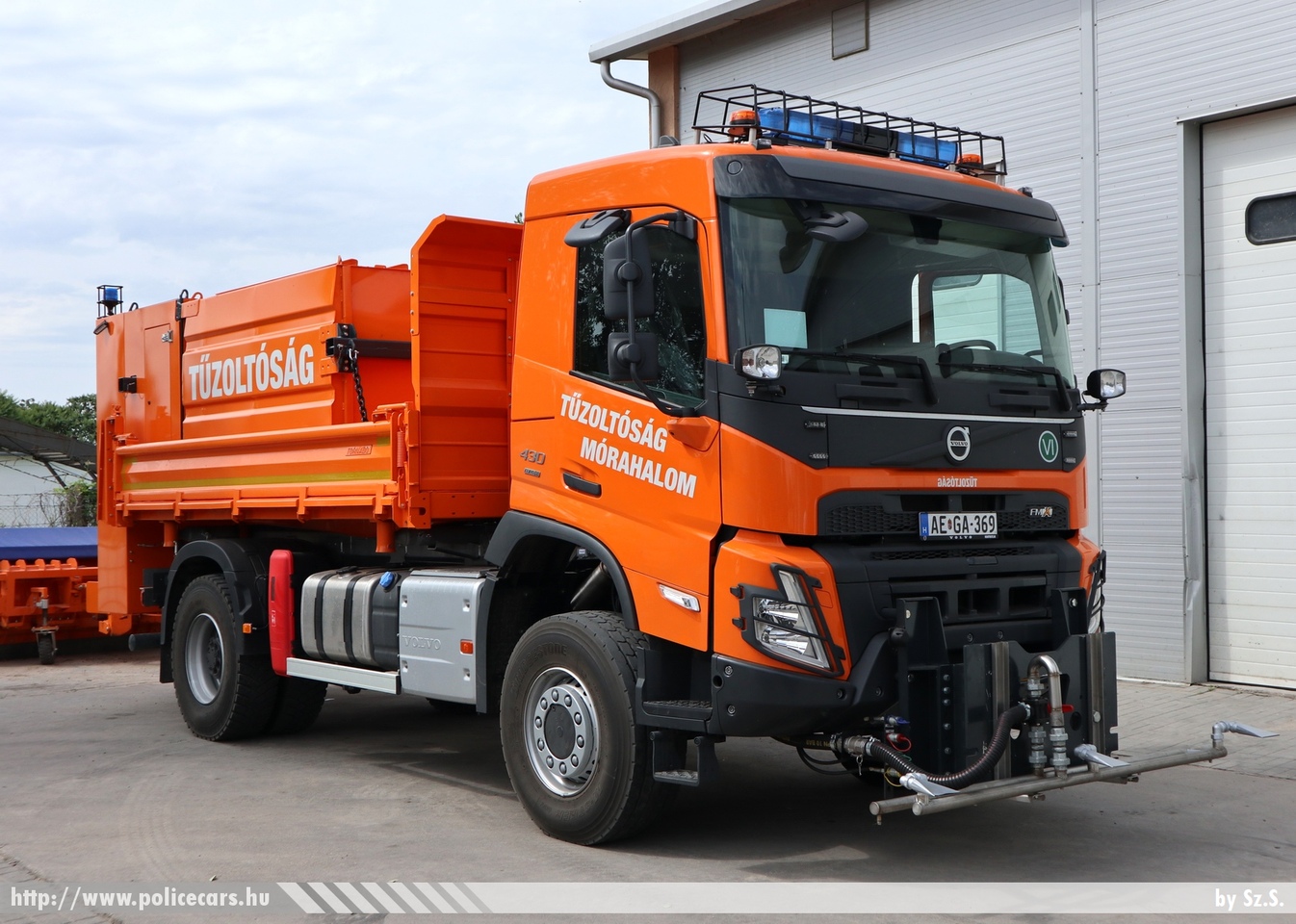 Volvo FM 430 VTC3R Tornádó, Mórahalom Város Önkéntes Tűzoltó Egyesület, fotó: Sz.S.
Keywords: ÖTE magyar Magyarország tûzoltó tûzoltóautó tûzoltóság Hungary hungarian fire firetruck AEGA-369