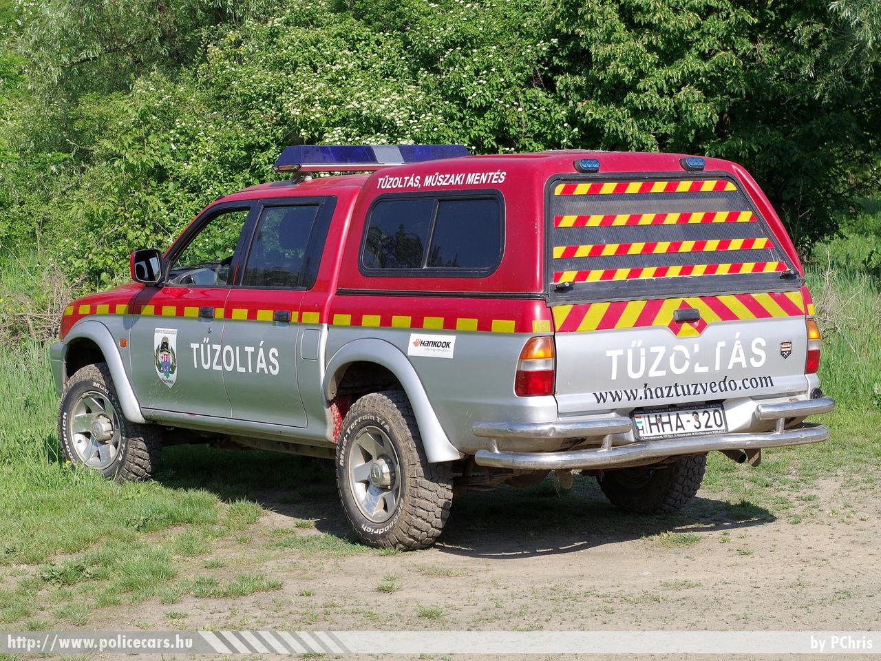 Mitsubishi L200, Nagymarosi Önkéntes Tűzoltó Egyesület, fotó: PChris
Keywords: ÖTE magyar Magyarország tûzoltó tûzoltóautó tûzoltóság Hungary hungarian fire firetruck HHA-320