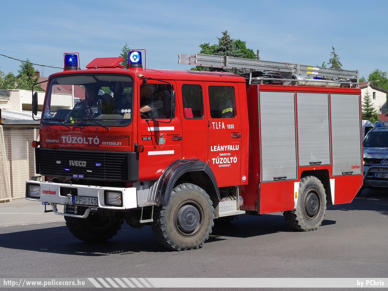 Iveco Magirus 80-16 AW, Vöröskő Önkéntes Tűzoltó, Műszaki-mentő és Vizimentő Egyesület - Leányfalu ÖTE, fotó: PChris
Keywords: ÖTE magyar Magyarország tûzoltó tûzoltóautó tûzoltóság Hungary hungarian fire firetruck PFU-140