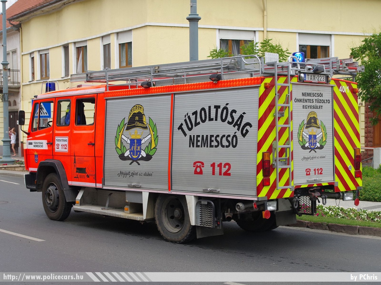 Mercedes-Benz 1120 LF16, Nemescsói Önkéntes Tűzoltó Egyesület, fotó: PChris
Keywords: ÖTE magyar Magyarország tûzoltó tûzoltóautó tûzoltóság Hungary hungarian fire firetruck TAX-223