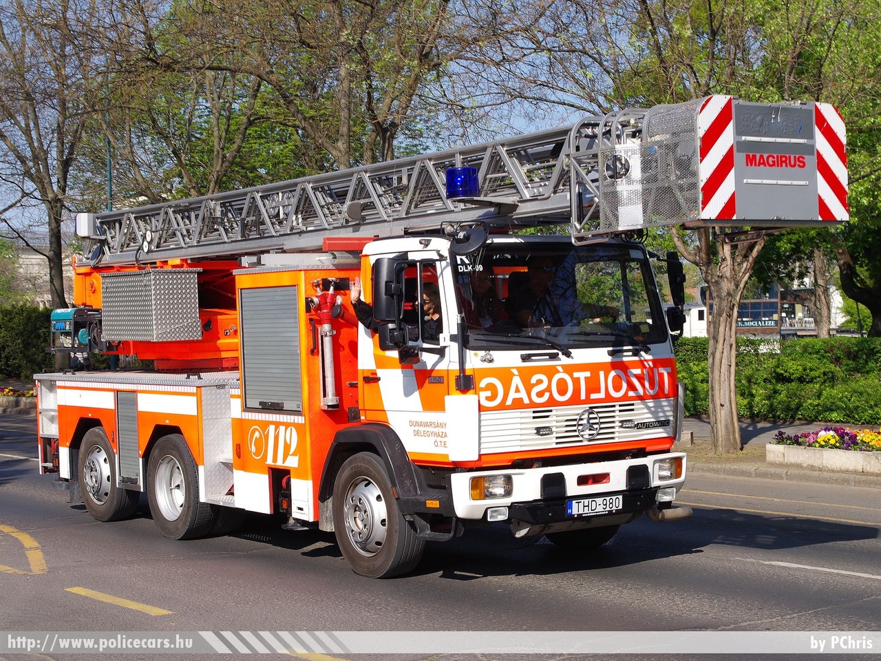 Mercedes-Benz 1124 Magirus Leiter, Délegyháza-Dunavarsány Önkéntes Tűzoltó Egyesület, fotó: PChris
Keywords: ÖTE magyar Magyarország tűzoltó tűzoltóautó tűzoltóság Hungary hungarian fire firetruck THD-980