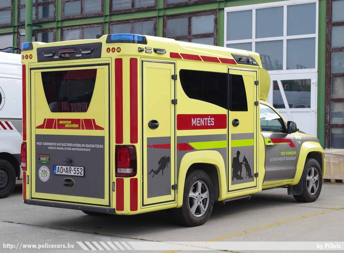 Volkswagen Amarok 3.0 V6 TDI BMT 4Motion Tamlans, Pest Vármegyei Kutató-Mentő Szolgálat - HUNGO, fotó: PChris
Keywords: ÖTE magyar Magyarország tűzoltó tűzoltóautó tűzoltóság Hungary hungarian fire firetruck AOAR-552 mentő mentőautó ambulance