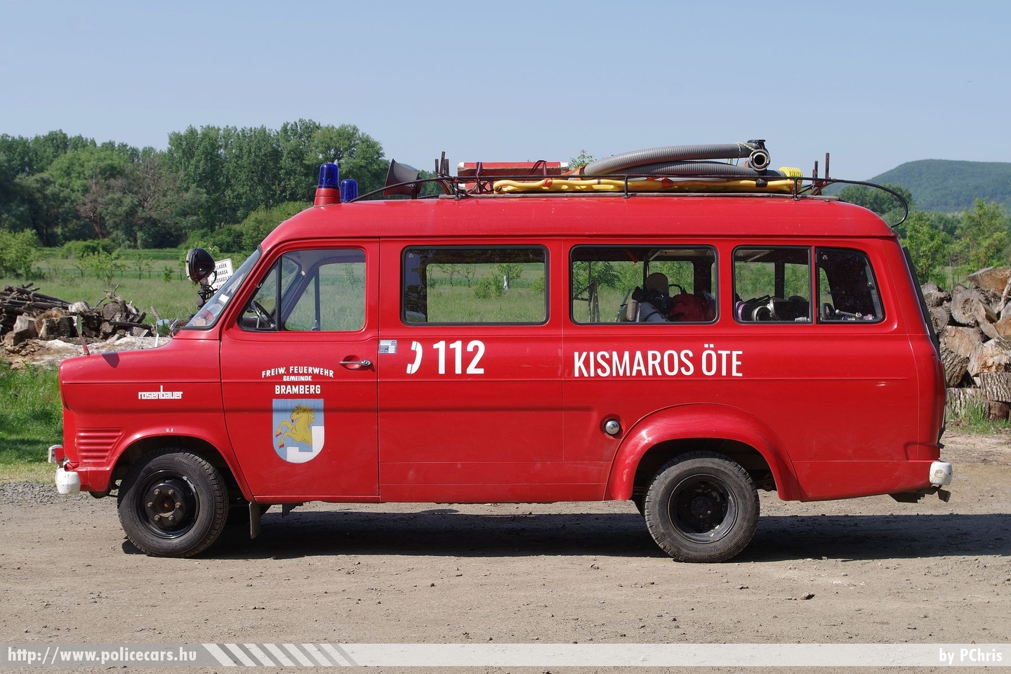 Ford Transit 150, Kismarosi Önkéntes Tűzoltó Egyesület, fotó: PChris
Keywords: ÖTE magyar Magyarország tűzoltó tűzoltóautó tűzoltóság Hungary hungarian fire firetruck JHK-732