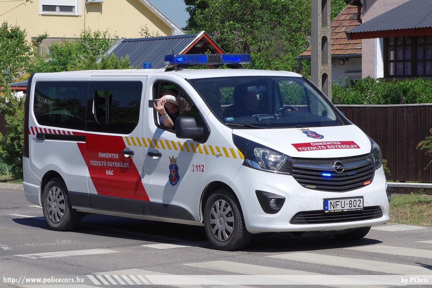 Opel Vivaro B 1.6 CDTI, Vác-Göd Önkéntes Tűzoltó és Polgárőr Egyesület, fotó: PChris
Keywords: ÖTE magyar Magyarország tűzoltó tűzoltóautó tűzoltóság Hungary hungarian fire firetruck NFU-802