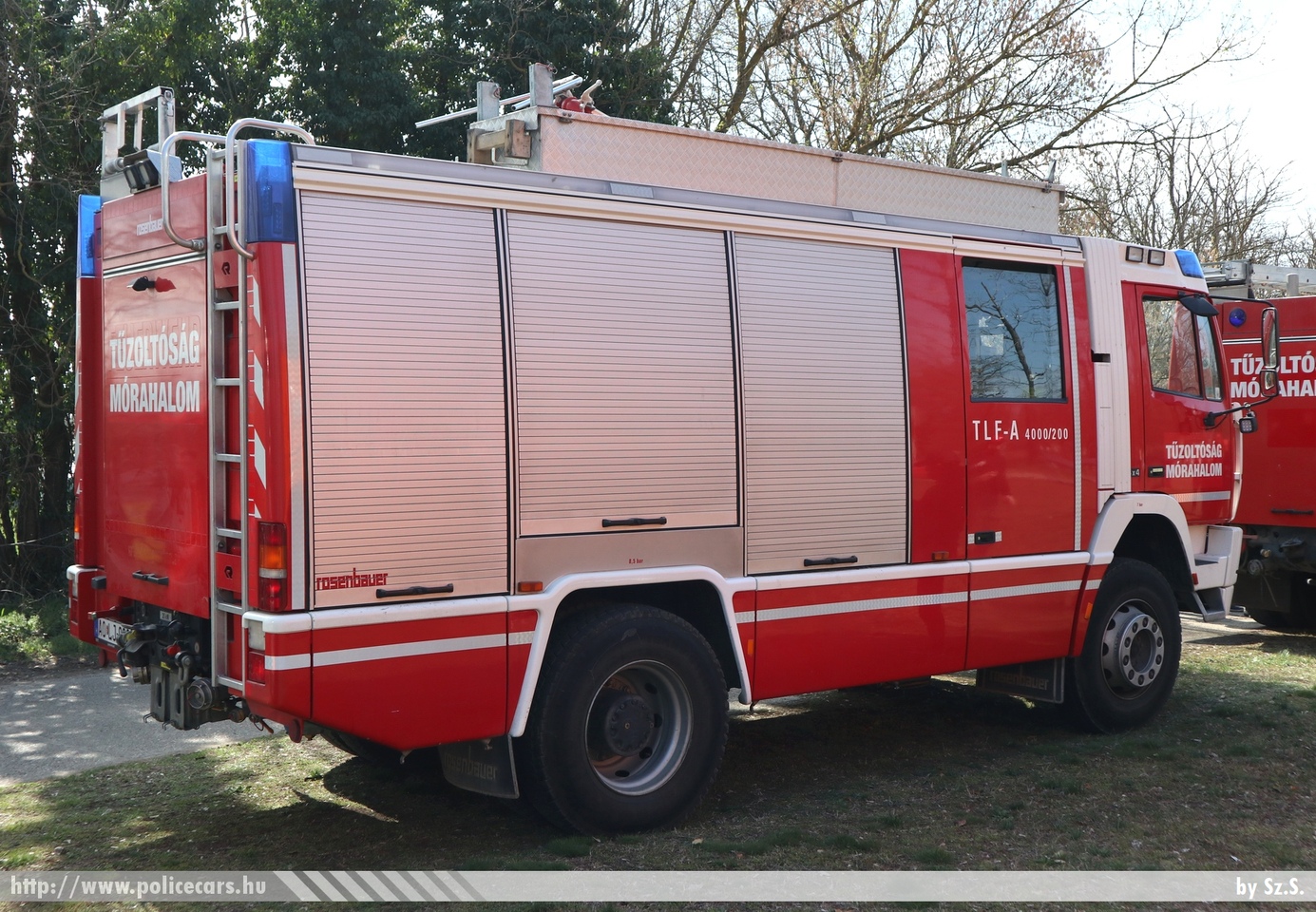 Steyr 16S26 4x4, Mórahalom Város Önkéntes Tűzoltó Egyesület, fotó: Sz.S.
Keywords: ÖTE magyar Magyarország tűzoltó tűzoltóautó tűzoltóság Hungary hungarian fire firetruck AOLJ-992
