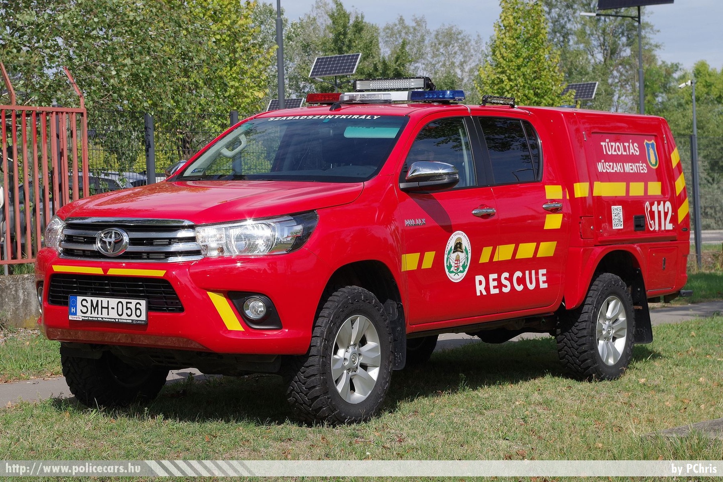 Toyota Hilux, Szabadszentkirályi Önkéntes Tűzoltó Egyesület, fotó: PChris
Keywords: ÖTE magyar Magyarország tűzoltó tűzoltóautó tűzoltóság Hungary hungarian fire firetruck SMH-056