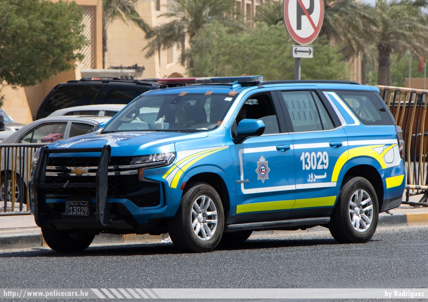 Chevrolet Tahoe, Kuwait Traffic Police ( مرور  ), fotó: Rodriguez
Keywords: rendőr rendőrautó rendőrség kuvaiti Kuvait police policecar Kuwait kuwaiti