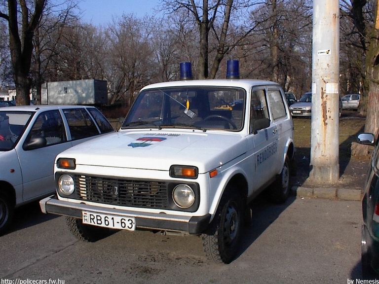 Lada Niva, fotó: Nemesis
Keywords: rendőr rendőrautó rendőrség magyar Magyarország vaz RB61-63