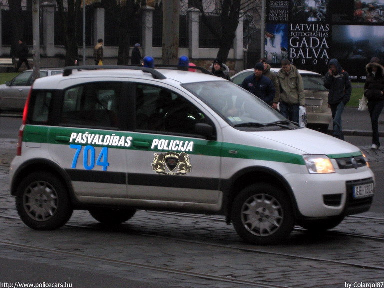 Fiat Panda, fotó: Colargol87
Keywords: lett Lettország rendőr rendőrautó rendőrség