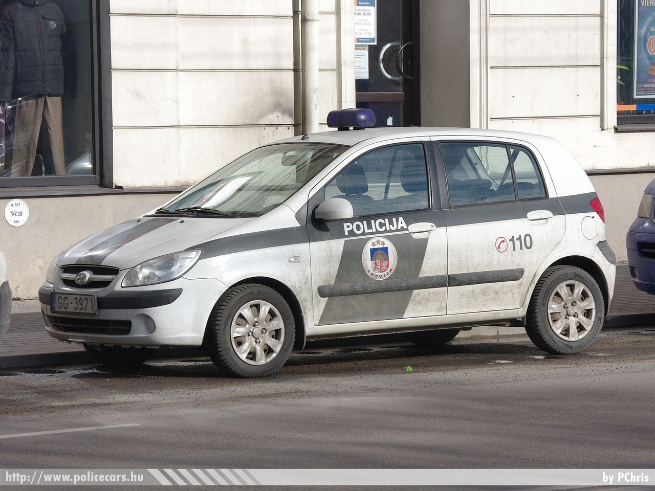 Hyundai Getz, fotó: PChris
Keywords: lett Lettország rendőr rendőrautó rendőrség Latvia latvian police policecar